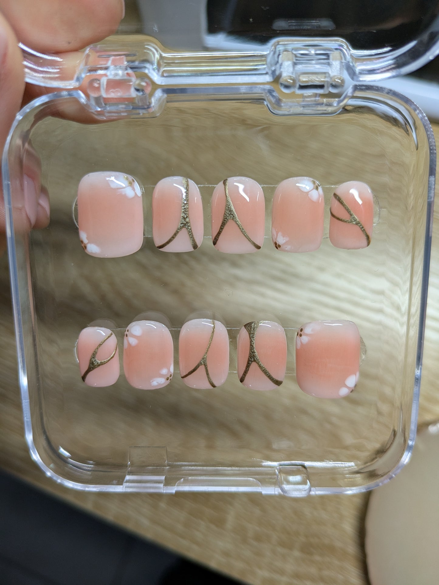 Square peachy ombre press on nails set with gold mirror details and blooming gel flowers -10 pieces