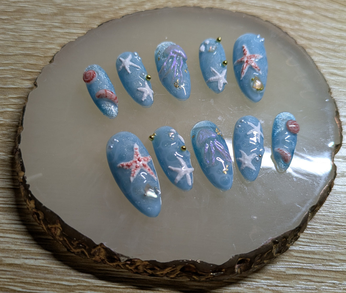 Almond medium length press on nails set/ Beach theme with starfish ,jellyfish,seashells and water effect